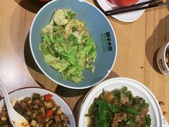 -胡子大厨·超级小炒肉(晶耀前滩店)