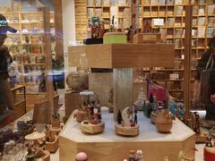 -猫的天空之城概念书店(印象城购物中心店)