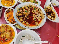 梭边鱼烧豆腐-中餐·廊桥豆腐宴(清江路分店)