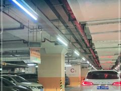 -环球港-停车场