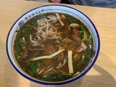 -镇南锅盖面馆(解放路店)