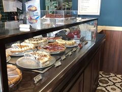 面包甜点陈列柜-Pie Bird(新闸路店)