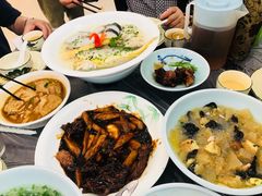 -侬佳蒸菜馆(听潮店)