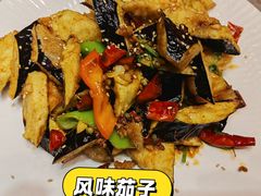 -闫府私房菜·百年鲁菜(恒隆店)