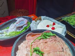 -谭鸭血老火锅·匠心(环球港旗舰店)