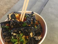 -黑色经典·长沙臭豆腐(粤华路店)
