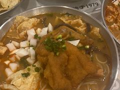 -爱民螺蛳粉(梧州国泰广场店)