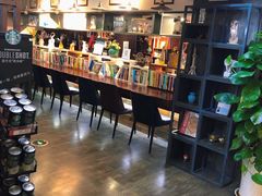 -新华书店(泉城路店)