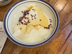 -云阿蛮云南生烫牛肉米线(奉贤路店)