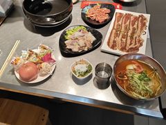 -合易泓烤肉•首创生椰大油边(宁山路店)
