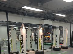 -拳力汇散打搏击泰拳俱乐部(绿地缤纷城店)