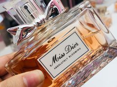 -Dior迪奥(上海世茂广场店)