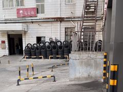-哈贝卡汽车服务连锁(高新二路店)
