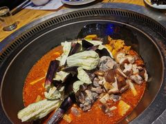 -山河屯铁锅炖(哈西站店)