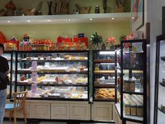 面包甜点陈列柜-可颂坊(中心书城店)