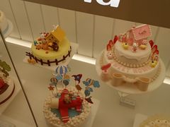 -好利来(新华百货店)