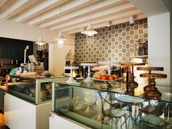 -明匠曲蛋糕西点屋(穗花新村店)