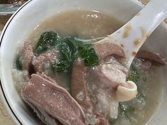 -标记美食新鲜猪杂(兴南大道店)