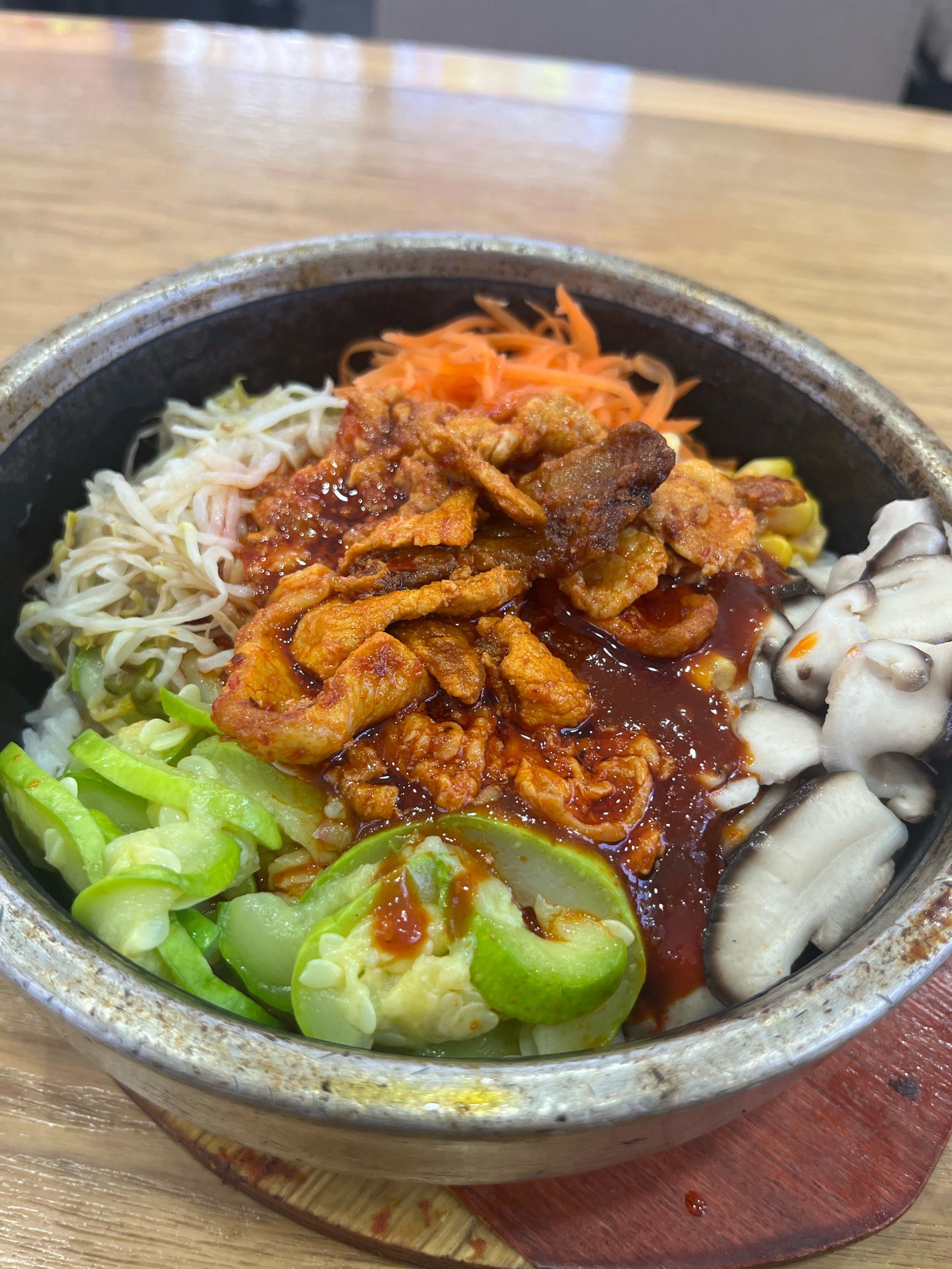 和老太太唠嗑聊聊南朝鲜北朝鲜[得意]「石板鸡蛋」「烤五花肉拌饭」