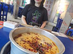 -马路边边麻辣烫联盟路店