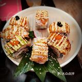 说实话我没吃太饱，后来回家又吃了一堆哈哈哈