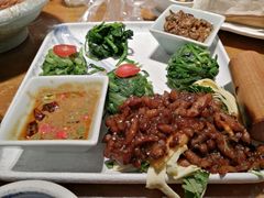 -95号酱骨·一块豆腐(展春园西路店)