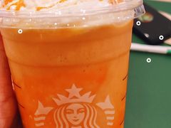 -星巴克臻选(莘庄仲盛店)