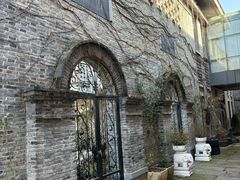 -河畔春天时尚餐厅