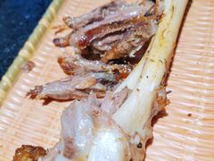 特色烤羊腿-城南老友羊蝎子火锅(花乡奥莱店)