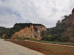 -彩色沙林风景区