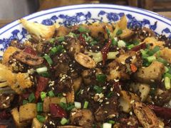 -琥珀老六龙虾(四里河店)
