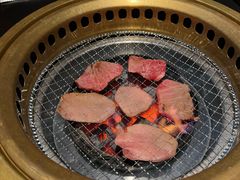 -山川小町·极番烧肉(新地假日广场店)