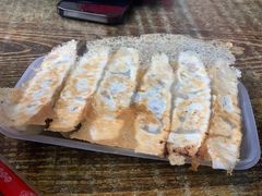 -花儿姐与战哥的美食档