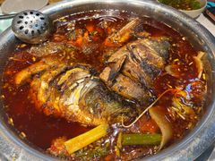 -肖肖酸萝卜鱼火锅(总店)