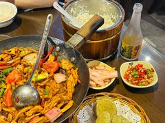 -富正毅三下锅·湘西韵味(天门山索道店)