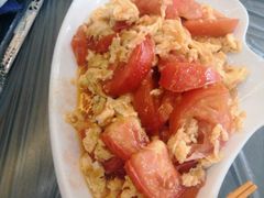 西红柿-覃记海鲜美食餐厅