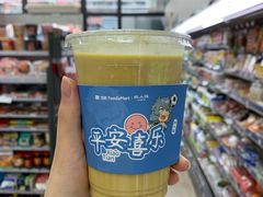 -全家便利店(银翔路店)