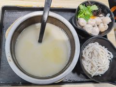 -渔米丰·广府鱼汤米线(光明广场店)