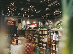 -桉树林A coffee 森林餐厅(三圣乡店)