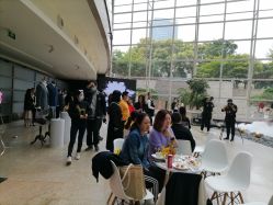 -红丝高端婚礼中心(旗舰店)