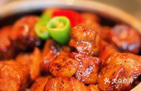 Flame Golden Garlic Beef Cubes