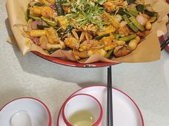 -花小蟹·无锡菜·大闸蟹主题餐厅·评弹表演(南长街店)