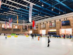 -冠军冰场(环球中心店)