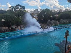 -七彩云南欢乐世界