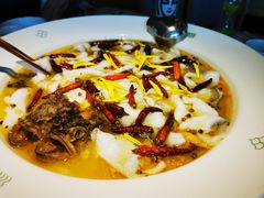 -渔语鱼酸菜鱼新川菜(来福士店)