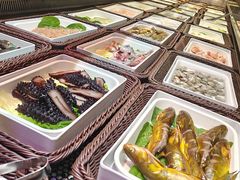 -尚品海鲜肥牛自助火锅(湖明店)