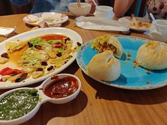 -蒙亨·阿木图赛(乌兰察布天恒广场店)