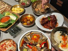 -草家酱蟹炭火烤肉店(珲春南路一店)