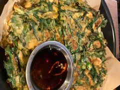 韭菜饼-富乐满韩国正宗炸鸡韩国料理(虹泉路店)