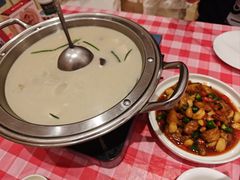 -巴陵全鱼席(湖南老字号汴河街店 )